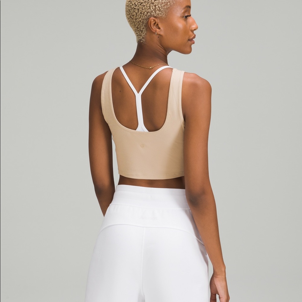Lulu lemon LA front cut out crop tank